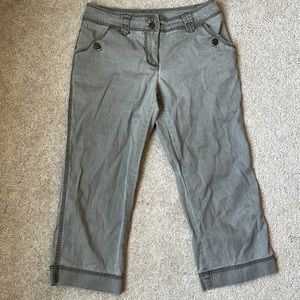 R Petites Capris